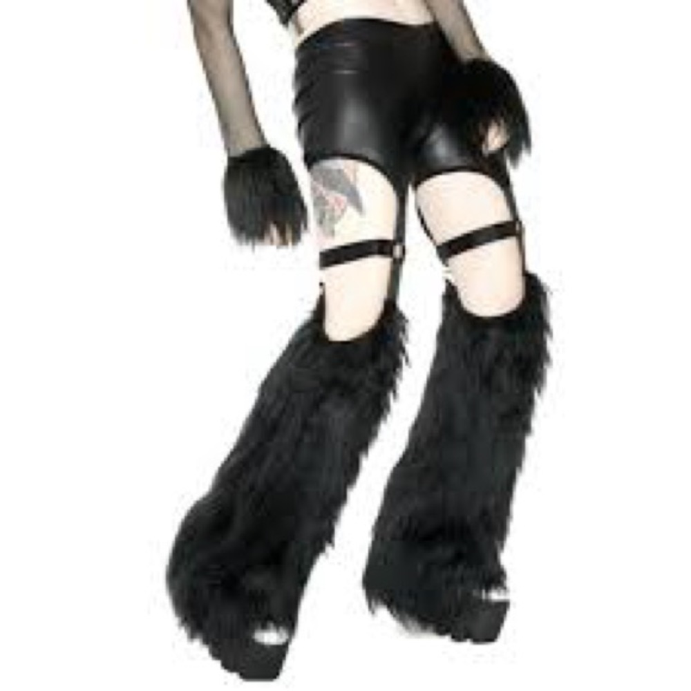 Club Exx Beatz Machine faux fur cut out garter leggings